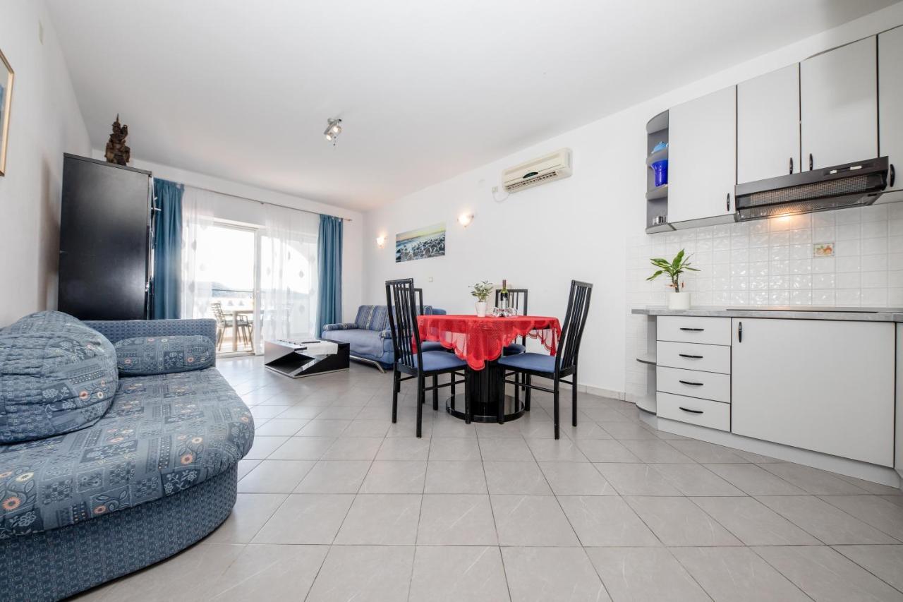 Apartments And Rooms By The Sea Supetarska Draga - Gornja, Rab - 11579 Esterno foto